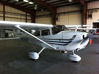 2003 Cessna 172S Skyhawk SP